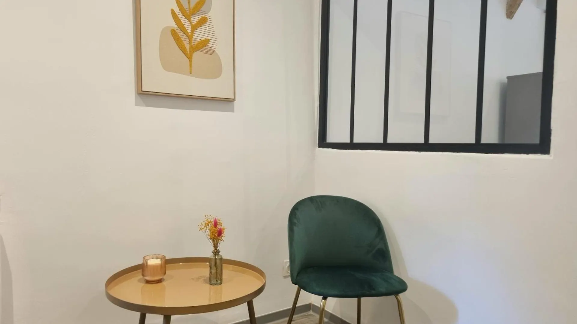 Renovated 2-Room Apartment In Historic Center Aix-en-Provence
